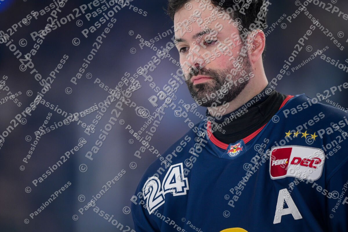20251125 EHC RB München - Straubing Tigers