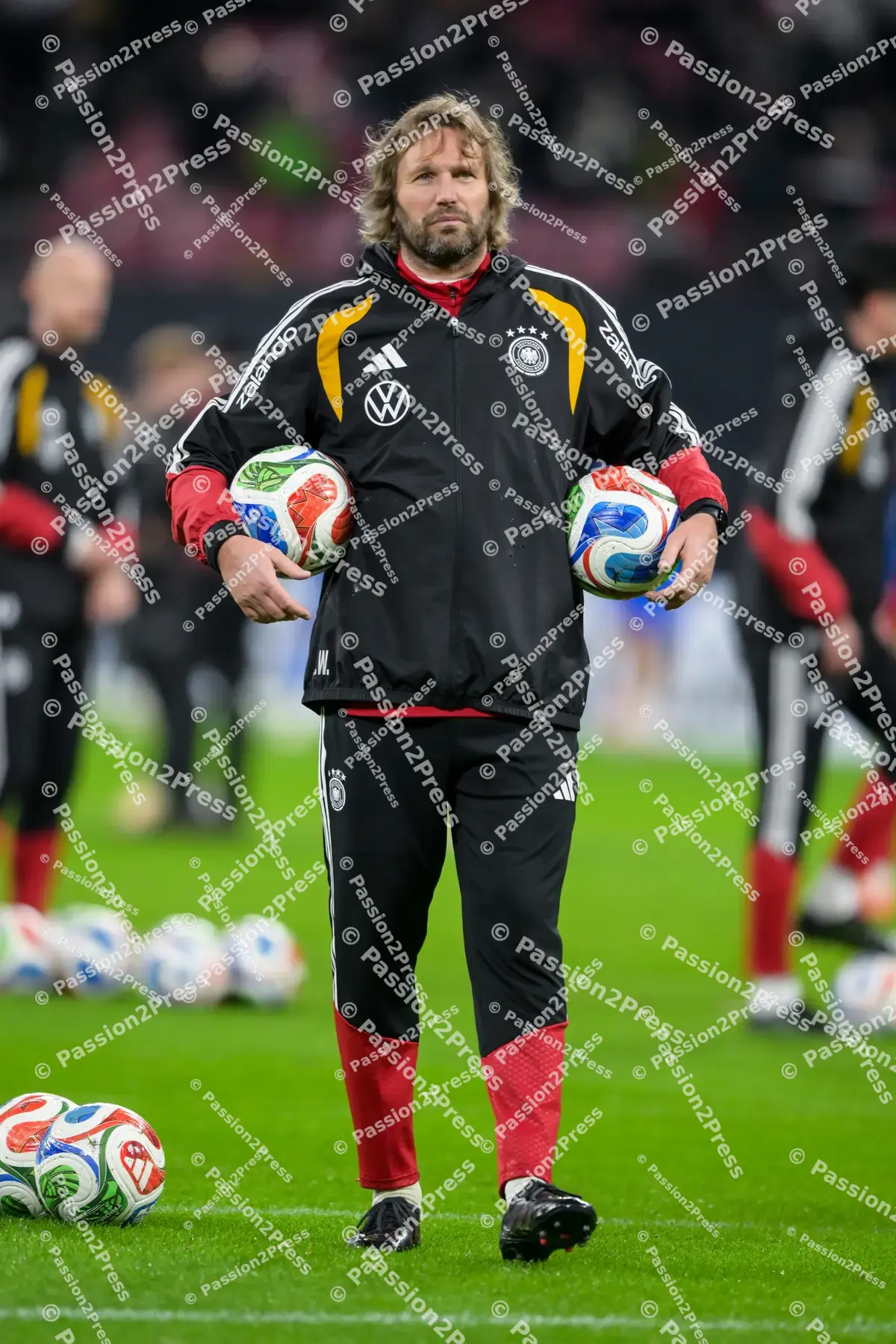 DFBSVK_20251117_0095