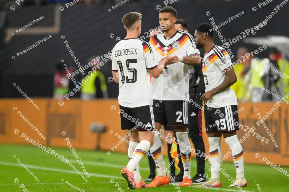 DFBSVK_20251117_3005